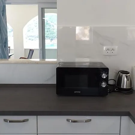 Karla Apartment *