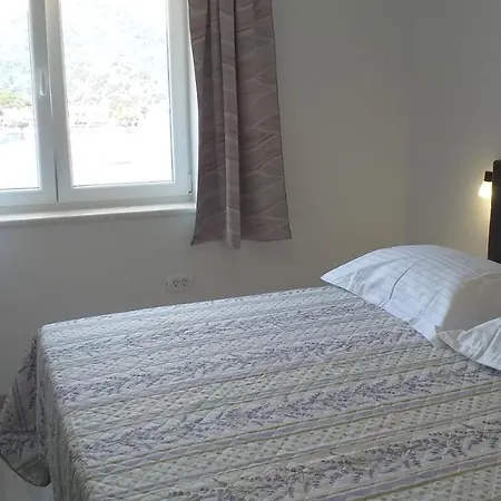 Karla Apartment *