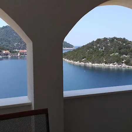 Karla Apartment Lastovo